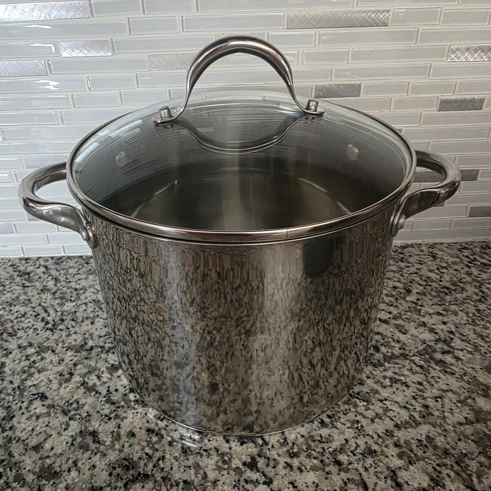 Wolfgang Puck's Cafe Collection 6-8QT Stainless Steel Stock Pot with Glass Lid.